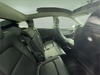 Tesla Model Y 2024 AWD 4dr Crossover
