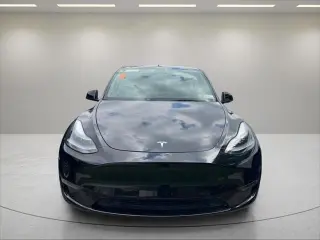 Tesla Model Y 2024 AWD 4dr Crossover