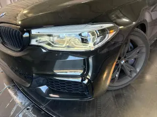 BMW Serie 5 2019 AWD M550i xDrive Sedán 4 puertas
