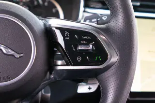 Jaguar XF 2023 AWD P300 R-Dynamic SE 4dr Sedán
