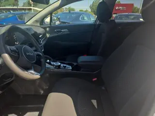 Kia Sportage Híbrido 2024 LX 4dr SUV