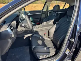 Genesis G70 2026 2.5T Prestige 4dr Sedán