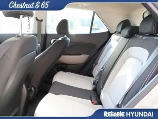 Hyundai VENUE 2025 SEL 4dr Crossover