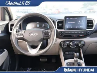 Hyundai VENUE 2025 SEL 4dr Crossover