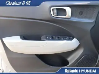 Hyundai VENUE 2025 SEL 4dr Crossover