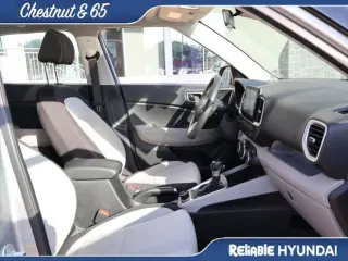 Hyundai VENUE 2025 SEL 4dr Crossover