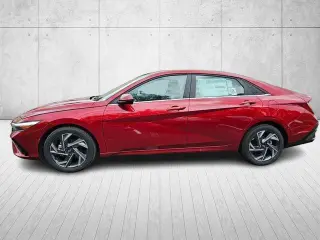 Hyundai ELANTRA 2025 SEL Convenience Sedán 4 puertas