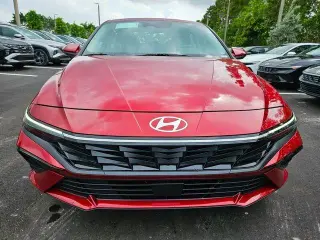 Hyundai ELANTRA 2025 SEL Convenience Sedán 4 puertas