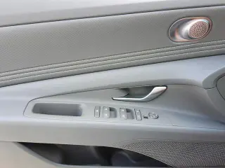 Hundai ELANTRA 2025 SEL Convenience 4dr Sedan