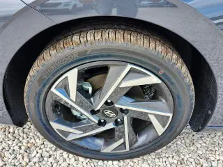 Hundai ELANTRA 2025 SEL Convenience 4dr Sedan