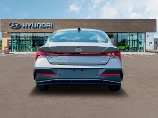 Hyundai ELANTRA 2025 Limited Sedán de 4 puertas