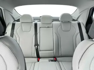Hyundai ELANTRA 2024 Limited 4dr Sedán