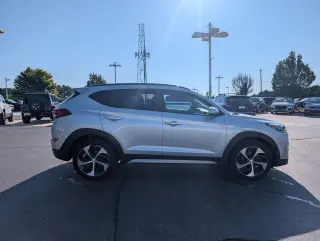 Hyundai TUCSON 2017 AWD Limited SUV de 4 puertas
