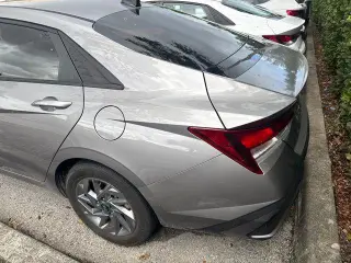 Hundai Elantra 2024 SEL 4dr Sedan