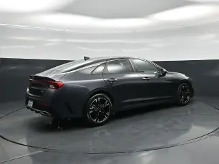 Kia K5 2021 LXS 4dr Sedán