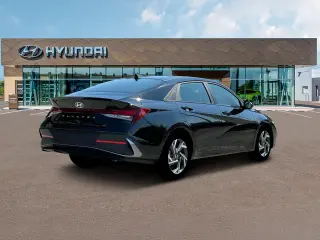 Hyundai ELANTRA 2025 SEL Sport Sedán de 4 puertas