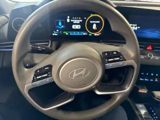 Hyundai ELANTRA Híbrido 2024 Azul Sedán 4 puertas