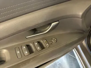 Hyundai ELANTRA Híbrido 2024 Azul Sedán 4 puertas