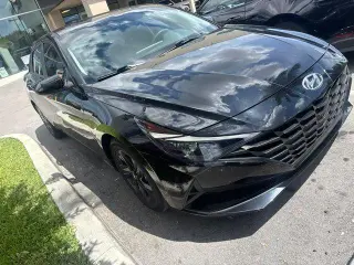 Hyundai ELANTRA 2021 SEL Sedán de 4 puertas