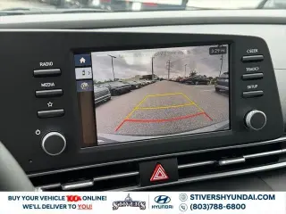 Hyundai ELANTRA 2026 SE Sedán de 4 puertas