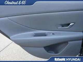 Hyundai ELANTRA 2024 SE Sedán de 4 puertas