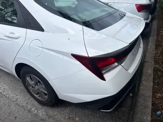 Hyundai ELANTRA 2025 SE Sedán de 4 puertas