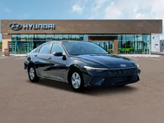 Hyundai ELANTRA 2024 SE Sedán de 4 puertas