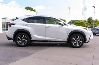 Lexus NX 300 2020 AWD Crossover de 4 puertas