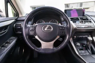 Lexus NX 300 2020 AWD Crossover de 4 puertas