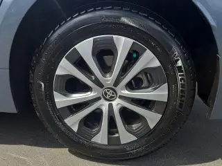 Toyota Corolla Híbrido 2021 LE Sedán de 4 puertas