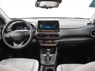 Hyundai KONA 2023 SEL Crossover de 4 puertas