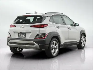 Hyundai KONA 2023 SEL Crossover de 4 puertas
