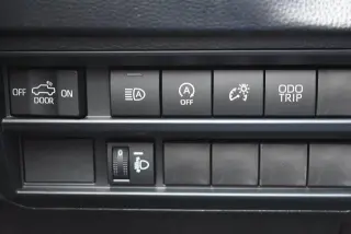 Toyota Tundra 2026 4x4 SR 4dr CrewMax Cab Pickup SB