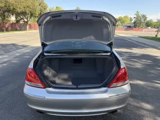 2005 Acura RL