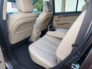 Hyundai Santa Fe 2011