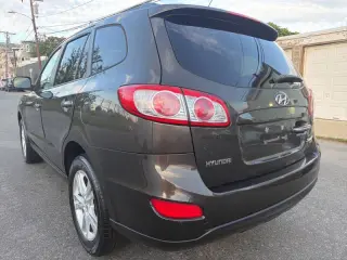 Hyundai Santa Fe 2011