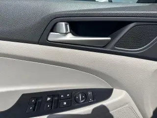 Hyundai TUCSON 2021 SE SUV de 4 puertas