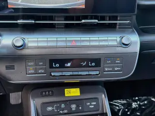 Hyundai KONA 2026 SEL Premium SUV de 4 puertas