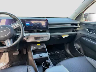 Hyundai KONA 2026 SEL Premium SUV de 4 puertas