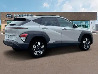 Hyundai KONA 2024 SEL Crossover de 4 puertas