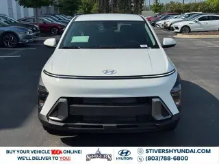 Hyundai KONA 2027 SE SUV de 4 puertas