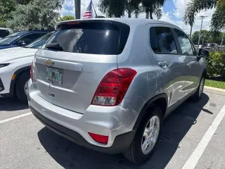 Chevrolet Trax 2022 LS 4 puertas Crossover