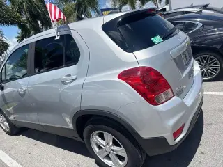 Chevrolet Trax 2022 LS 4 puertas Crossover