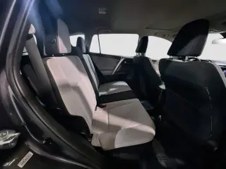 Toyota RAV4 2018 AWD XLE SUV de 4 puertas