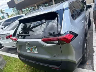 Toyota RAV4 Híbrido 2025 AWD XLE Premium 4dr SUV