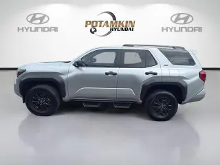 Toyota 4Runner 2025 4x4 SR5 4 puertas SUV