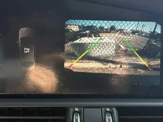 Alfa Romeo Giulia 2019 AWD Ti 4dr Sedán