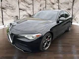 Alfa Romeo Giulia 2019 AWD Ti 4dr Sedán