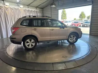 Subaru Forester 2016 Tracción en las cuatro ruedas (AWD) 2.5i Premium 4 puertas vagoneta transmisión variable continua (CVT)