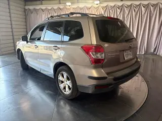 Subaru Forester 2016 Tracción en las cuatro ruedas (AWD) 2.5i Premium 4 puertas vagoneta transmisión variable continua (CVT)